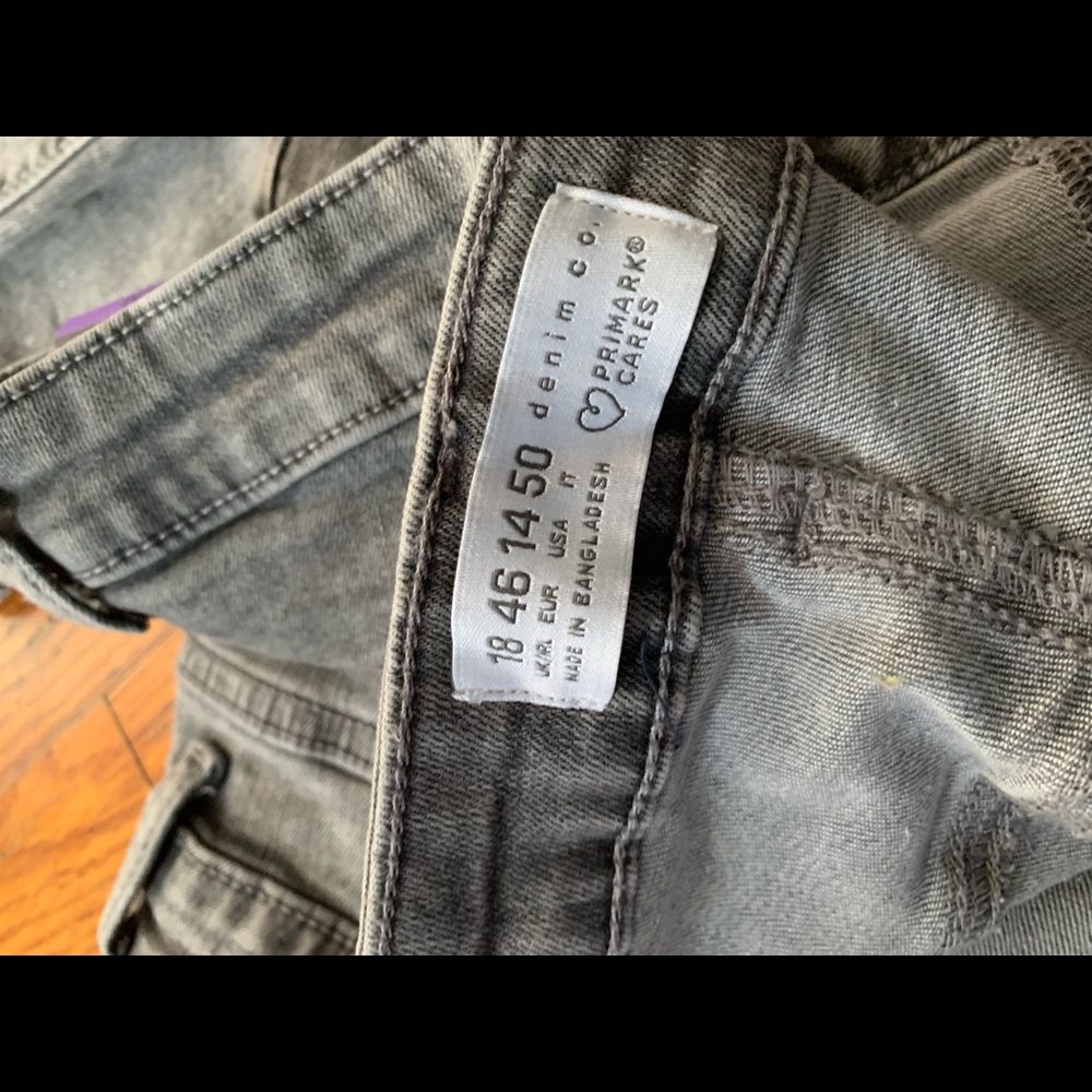 New with tags grey jeans
